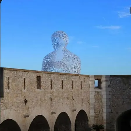 Hello 2 Pieces “renove Et Climatise “ Vieil *