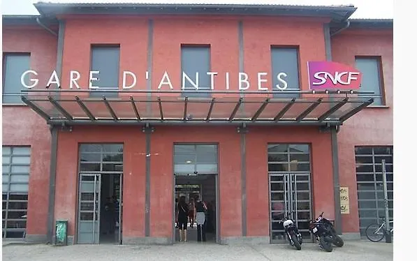 Hello 2 Pieces “renove Et Climatise “ Vieil Apartman