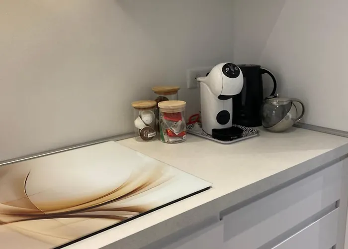 Hello 2 Pieces “renove Et Climatise “ Vieil Apartman *